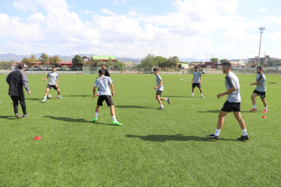 BURHANİYE BELEDİYESPOR SEZONUN İLK MAÇINA HAZIR