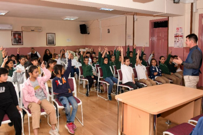 İzmir Karabağlar'da çocuklar çevre bilinciyle yetişiyor