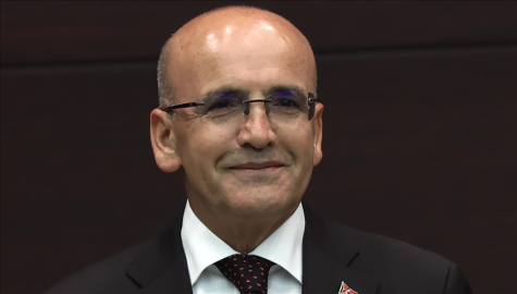 Ferrari'ye T Plaka Kılıfı! Hazine, Vergisiz Lüks Araçlar İçin Harekete Geçti