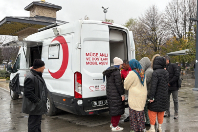 Düzce'de "Müge Anlı ve Dostları"ndan soğuk havada iç ısıtan destek