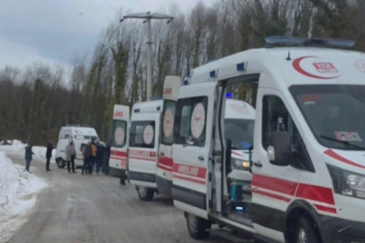Düzce'de buzlanma kazaya neden oldu: 7 yaralı