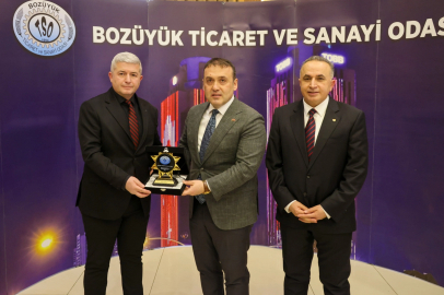 Bilecik Bozüyük'te vergi rekortmenlerine onurlandırıldı