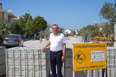 Ayvalık’ta 200 milyon liralık yol dönüşümü hız kesmeden sürüyor