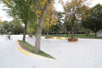 Bursa İnegöl'de yeni kaykay ve paten parkta sona gelindi
