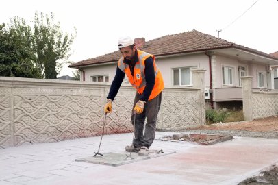 Sakarya Hanlı-OSB duble yolunda önce kaldırım ve bisiklet yolu