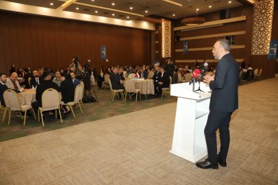Konya'da Gençler ve İş Dünyası Aynı Masada Buluştu